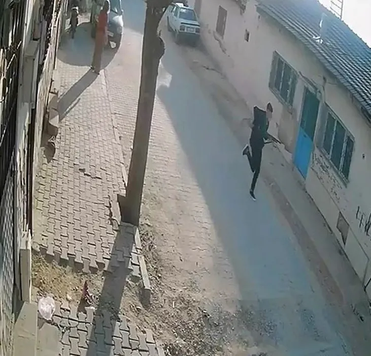 SON DAKİKA… Manisa’daki okul saldırısında Eric Haris ve Netflix dizisi izi! Saldırgan Halil O. katil Joe Goldberg’den ilham almış