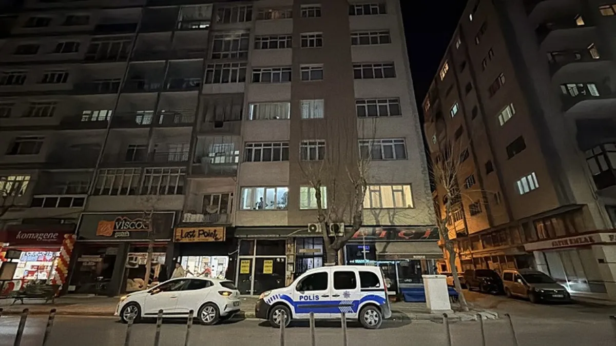 Yalnız yaşadığı evinde ölü bulundu