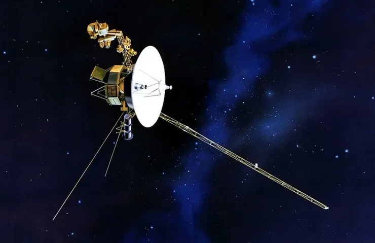 DÜNYA’DAN ÖYLESİNE UZAKLAŞTI Kİ SİNYALİ 22 SAATTE GELİYOR! VOYAGER 1’DE TARİHİ REKOR