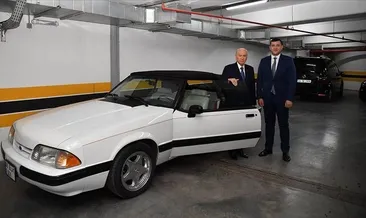 Bahçeli, klasik otomobilini hediye etti