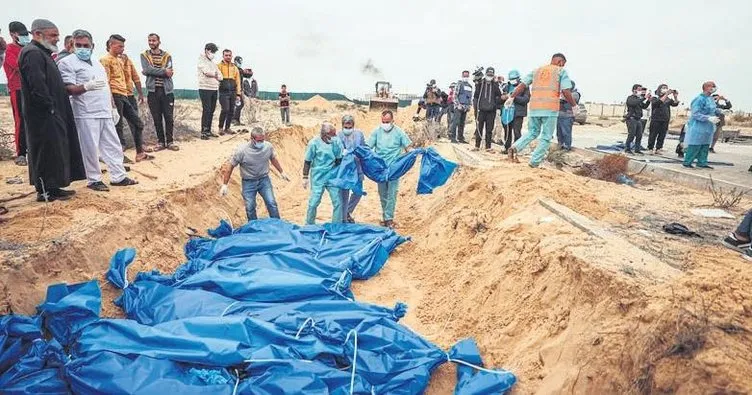 Toplu mezarı bombaladılar