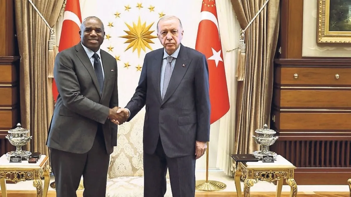 Başkan Erdoğan, İngiltere Dışişleri Bakanı Lammy’yi kabul etti Başkan Erdoğan, İngiltere Dışişleri Bakanı Lammy’yi kabul etti