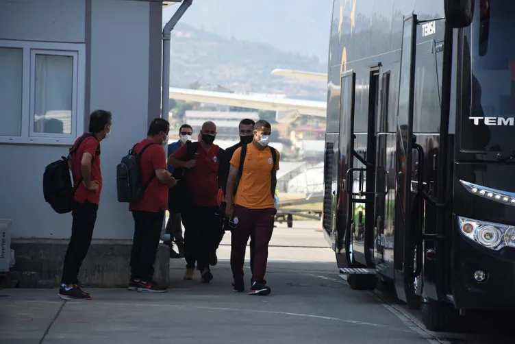 Yıldız isim dönüyor! İşte Galatasaray'ın Alanya 11'i