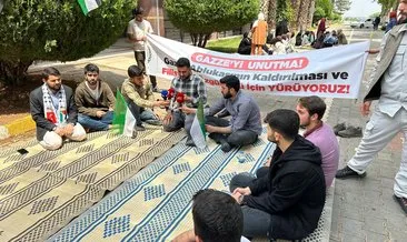 HRÜ Öğrencileri, Filistin’e destek için oturma eylemi başlattı