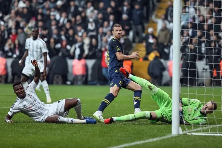 Son dakika haberi: Beşiktaş’ın yıldız futbolcusu Fenerbahçe derbisinde adını tarihe yazdırdı! Mario Gomez’den sonra ilk kez...
