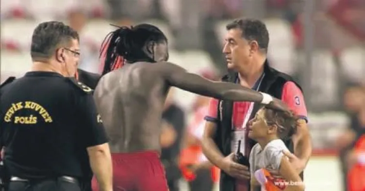 Gomis’ten alkışlanan jest