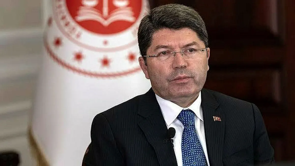 CHP'li vekillerden Meclis'te çirkin provokasyon! Bakan Yılmaz Tunç: Kabul etmek mümkün değil!