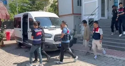 Artvin’de göçmen kaçakçılığına geçit yok! 4 düzensiz göçmen yakalandı #artvin