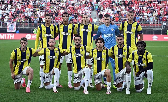 fenerbahce-maci-sonrasi-lillei-deplasman-korkusu-sardi-1723025692144.jpeg
