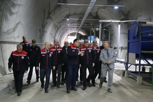 artvinde-atil-tunel-insa-edildi-mantar-uretim-merkezi-oldu-1731927381115.jpg