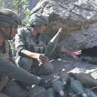 5 terörist öldürüldü