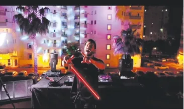 Binlerce kişi komşum olmak istedi