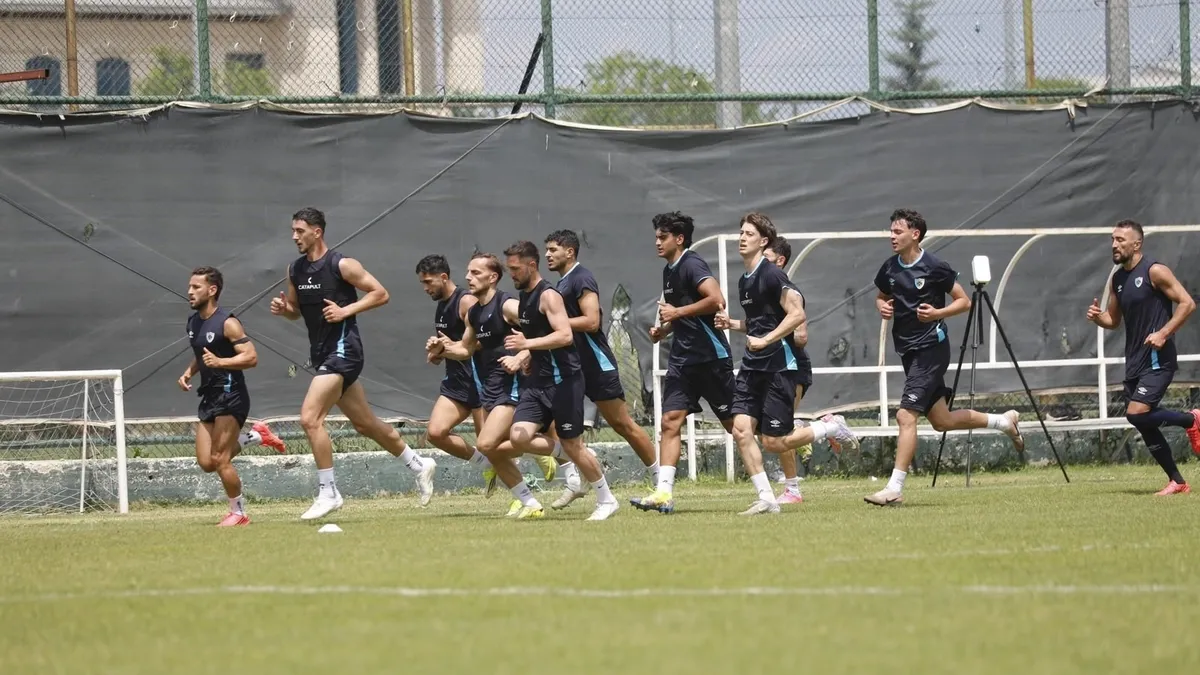 Erzurumspor, ikinci etap kampına başlıyor Erzurumspor, ikinci etap kampına başlıyor