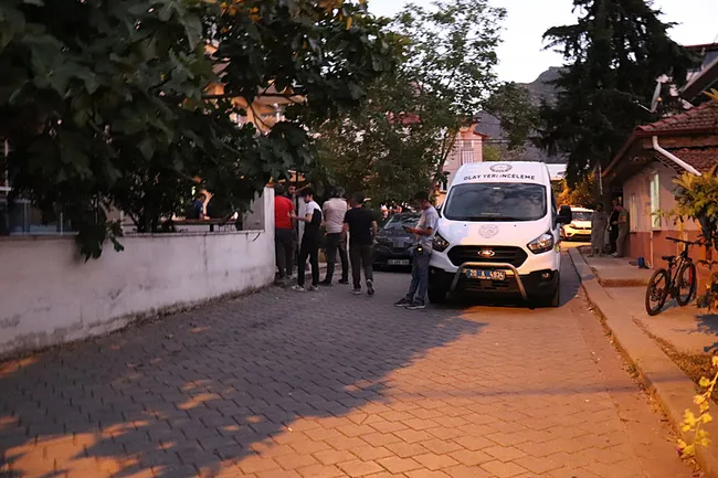 denizlide-korkunc-olay-sokakta-baslayan-tartisma-evde-cinayetle-sonuclandi-1751228484604.jpeg