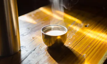 Çaya neden şeker yerine tereyağı koymalısınız? Mucize etkisine inanamayacaksınız!