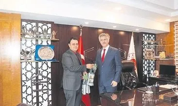 Adliyede fidan dağıtımı yapıldı