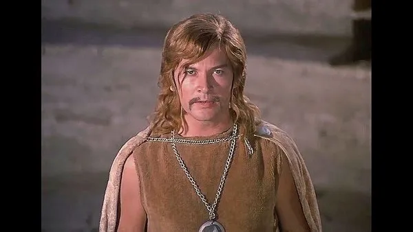 Ünlü Yeşilçam oyuncusu Kartal Tibet 83 yaşında hayatını kaybetti