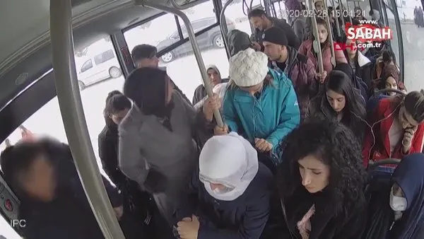Van'da özel halk otobüsünde kadınları elle taciz edip cinsel organını gösteren sapık kamerada | Video