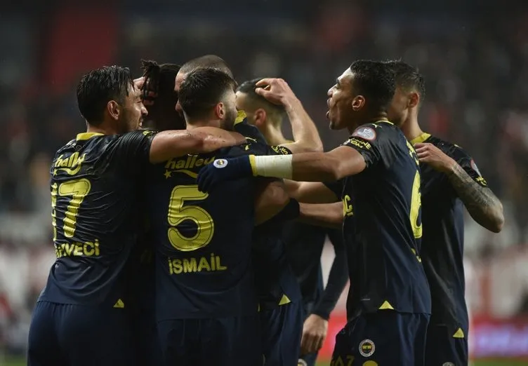 Son dakika haberleri: Fenerbahçe’nin yeni orta sahası belli oldu! Anlaşmayı duyurdular: Transferin son gününde dünya devinden gelecek…