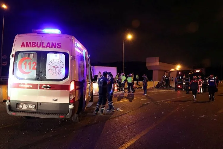 Bursa’da yolcu otobüsü devrildi... Bir kişi öldü çok sayıda yaralı var