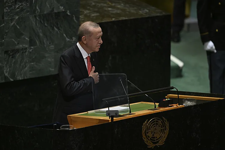 Başkan Erdoğan’dan BM Genel Kurulu’nda tarihi konuşma! Herkes alkışladı, İsrailli temsilci gözlerini kaçırdı