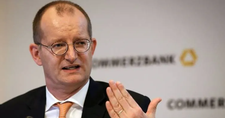 Commerzbank CEO’su Zielke istifa etti