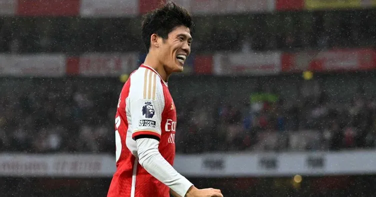 Arsenal, Tomiyasu’nun sözleşmesini 2026’ya kadar uzattı