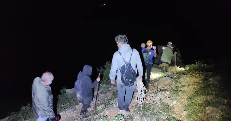 Yaylada mahsur kalan 4 kişi kurtarıldı