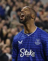 Everton, Chelsea’yi 3 golle devirdi!