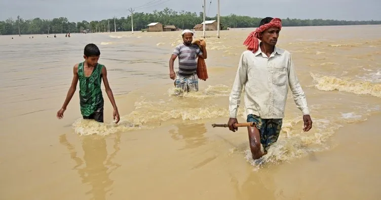 Hindistan’da muson yağmurları felakete yol açtı