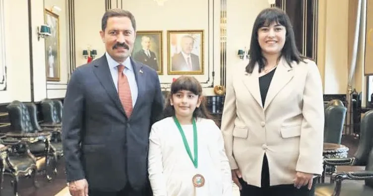 Şehit polisin kızı dünya 3’üncüsü oldu