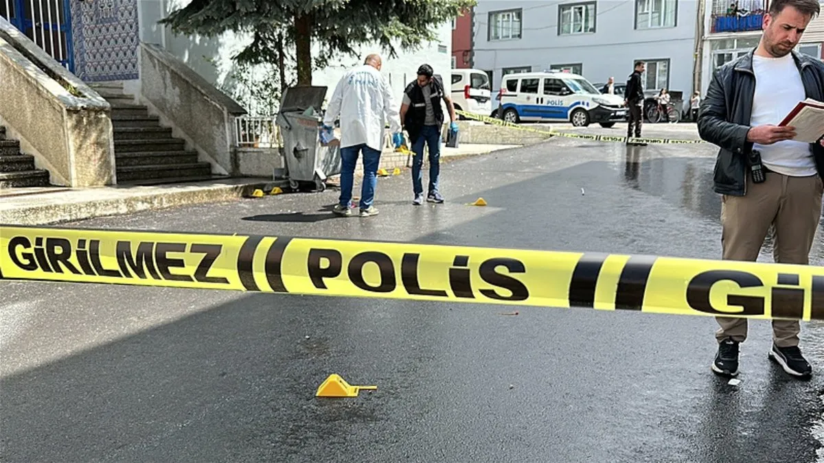İki kardeşi silahla yaraladı: Daha sonra yakınları tarafından darbedildi: 3 yaralı!