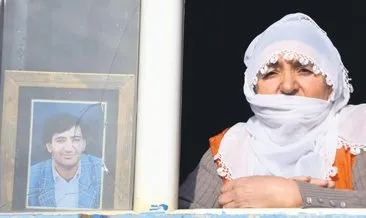 22 yıldır aynı pencerede oğlunu bekliyor #diyarbakir