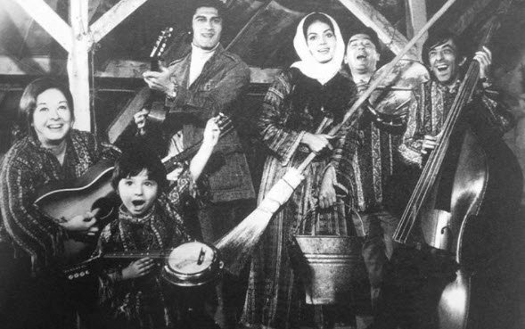 Biz onu bu haliyle tanıdık... Gençliğini görünce çok şaşıracaksınız!