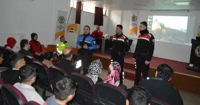 Şanlıurfa’da polisler lise öğrencilerine eğitim verdi #sanliurfa