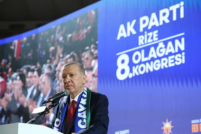 son-dakika-baskan-erdogandan-rize-onemli-mesajlar-hedefimiz-terorsuz-turkiye-1736080570413.jpeg