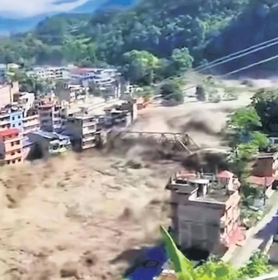 nepalde-felaketler-ust-uste-geldi-1787778321729.jpeg