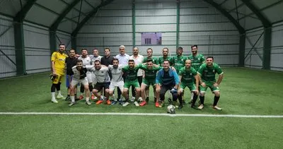 Turnuvanın başlama vuruşunu milli futbolcu Hasan Şaş yaptı