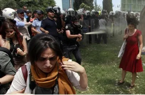 Olayların sembol fotoğrafının öncesi ve sonrası