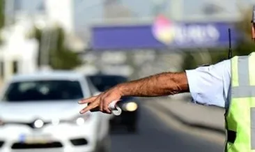 Dur ihtarına uymadı polisi ezip kaçtı! Açılan ateşle öldü #istanbul Dur ihtarına uymadı polisi ezip kaçtı! Açılan ateşle öldü #istanbul