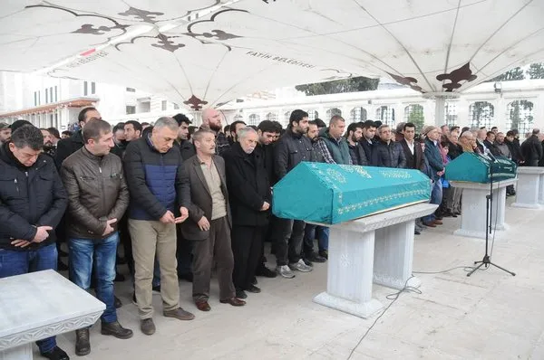 ‘Eşkıya’ ekibi tam kadro cenazede