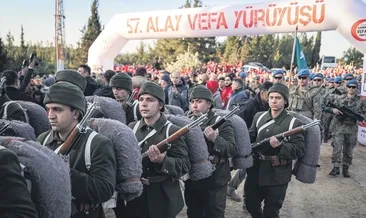 Gençlik şehitlere vefa için yürüdü