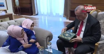 Cumhurbaşkanı Erdoğan siyam ikizleri Sema ve Ayşe Tanrıkulu ile bir araya geldi