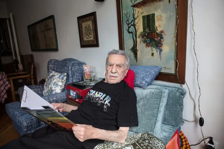 SON DAKİKA: Menajeri Özgür Aksoy’dan açıklama! Oyuncu Aydemir Akbaş hayatını kaybetti!