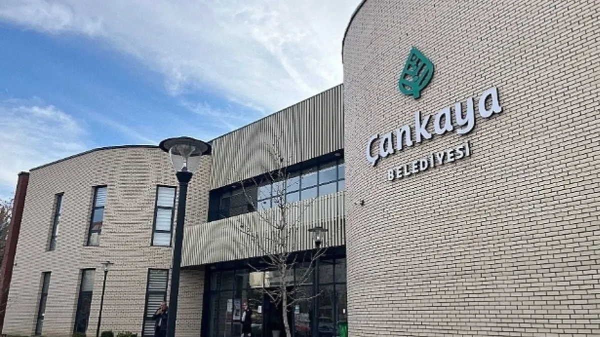 Son Dakika | Çankaya Belediyesine yönelik yolsuzluk soruşturmasında yeni gelişme: 25 şüpheli tutuklandı Son Dakika | Çankaya Belediyesine yönelik yolsuzluk soruşturmasında yeni gelişme: 25 şüpheli tutuklandı
