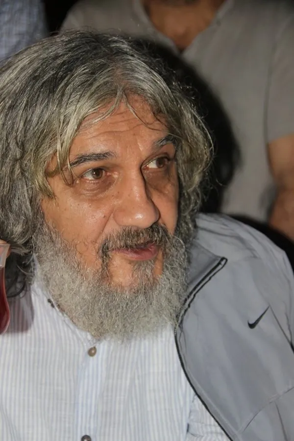 Salih Mirzabeyoğlu hayatını kaybetti