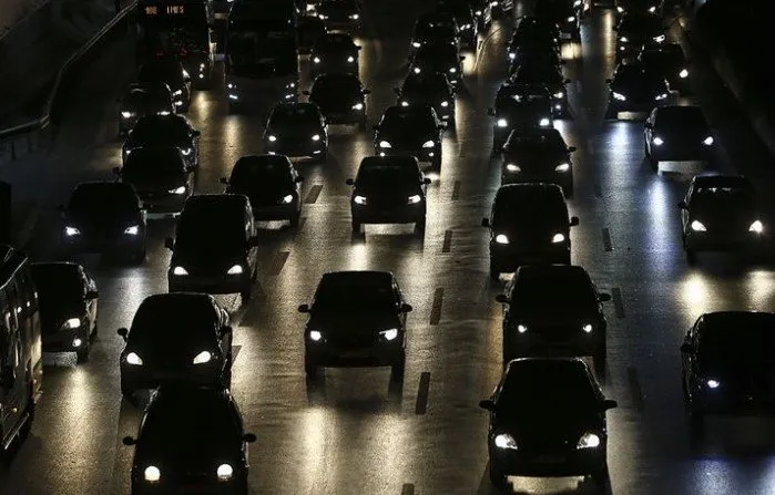 SON DAKİKA: Milyonlarca araç sahibi dikkat! Bunu yapmayan arabasını satamayacak: Son gün belli oldu