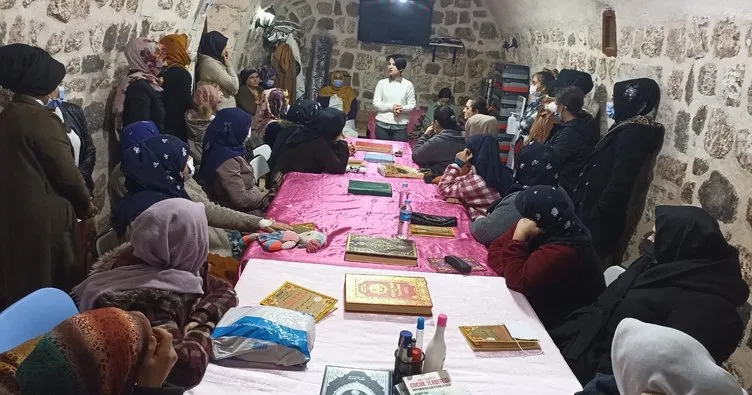 Viranşehir Belediyesi’nden kadınlara ‘Ruhsal Hastalıklarla Mücadele’ semineri