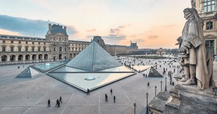 Louvre Müzesi’nde şok eden soygun