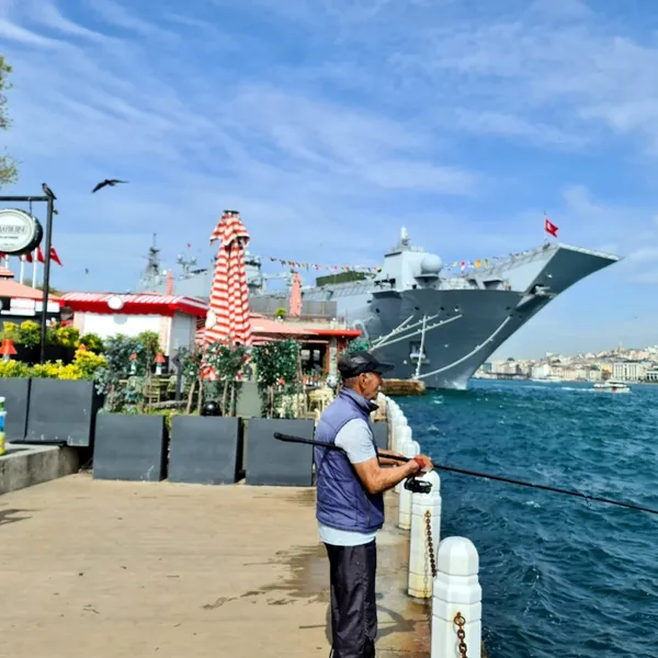 tcg-anadolu-gemisi-gezenleri-gururlandirdi-1778246587432.jpg